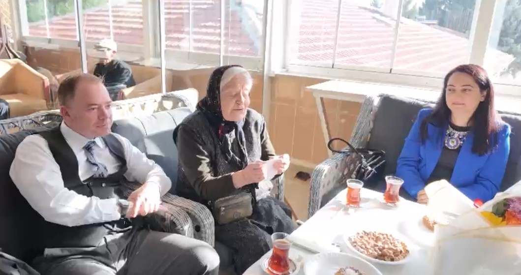 Kırşehir’de Duygu Dolu Öğretmenler Günü Buluşması (4)