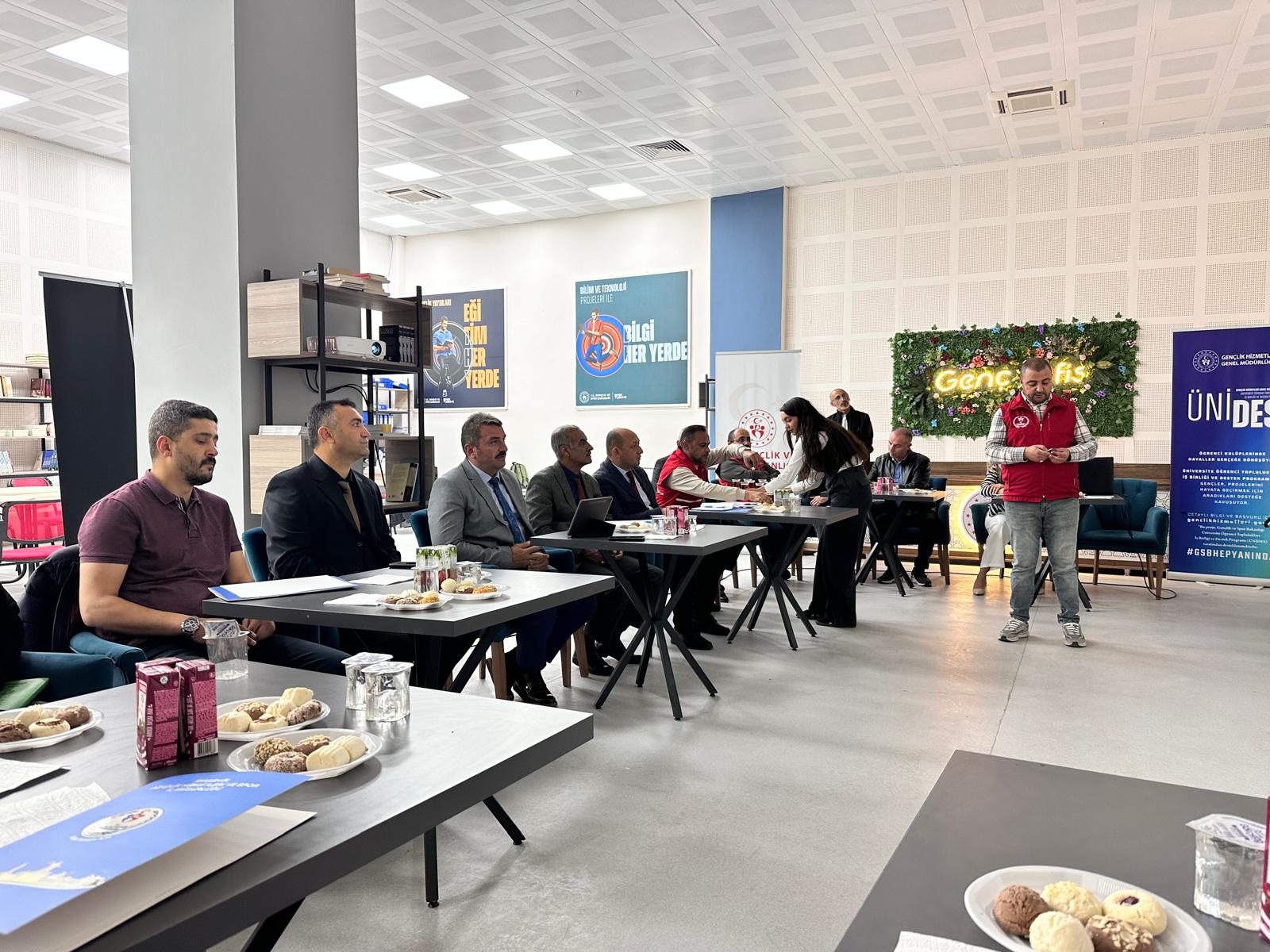 Kırşehir’de Gençler Sosyal Sorumlulukta Buluşuyor