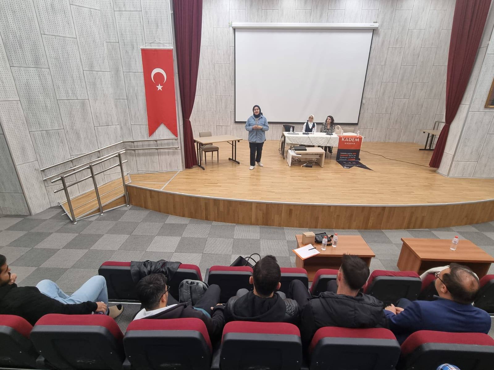 Kırşehir’de Gençlerle Güven Toplumu Inşa Ediliyor