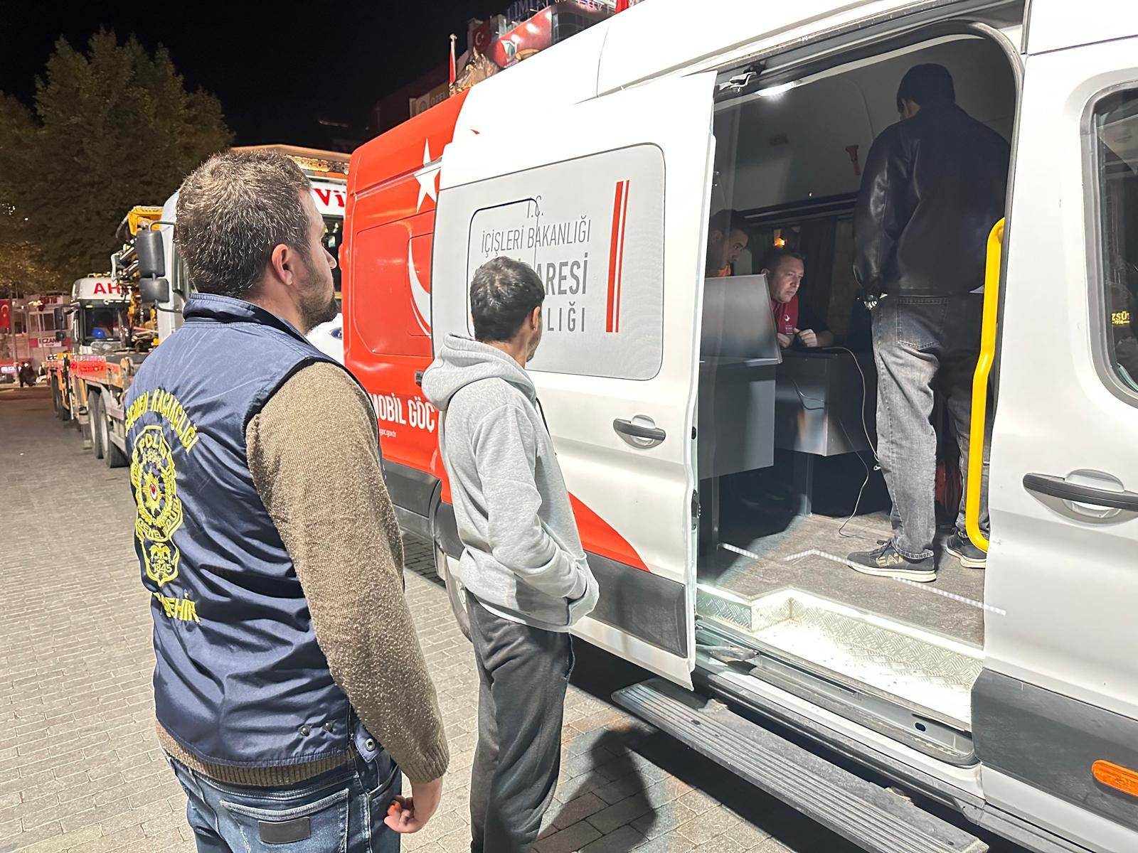 Kırşehir’de Göç Kontrolleri Mobil Araçlarla Hız Kazandı