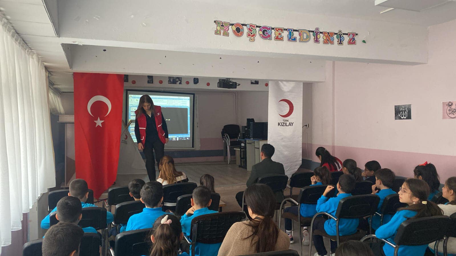 Kırşehir’de Minik Kalpler Kızılay’la Buluştu 2