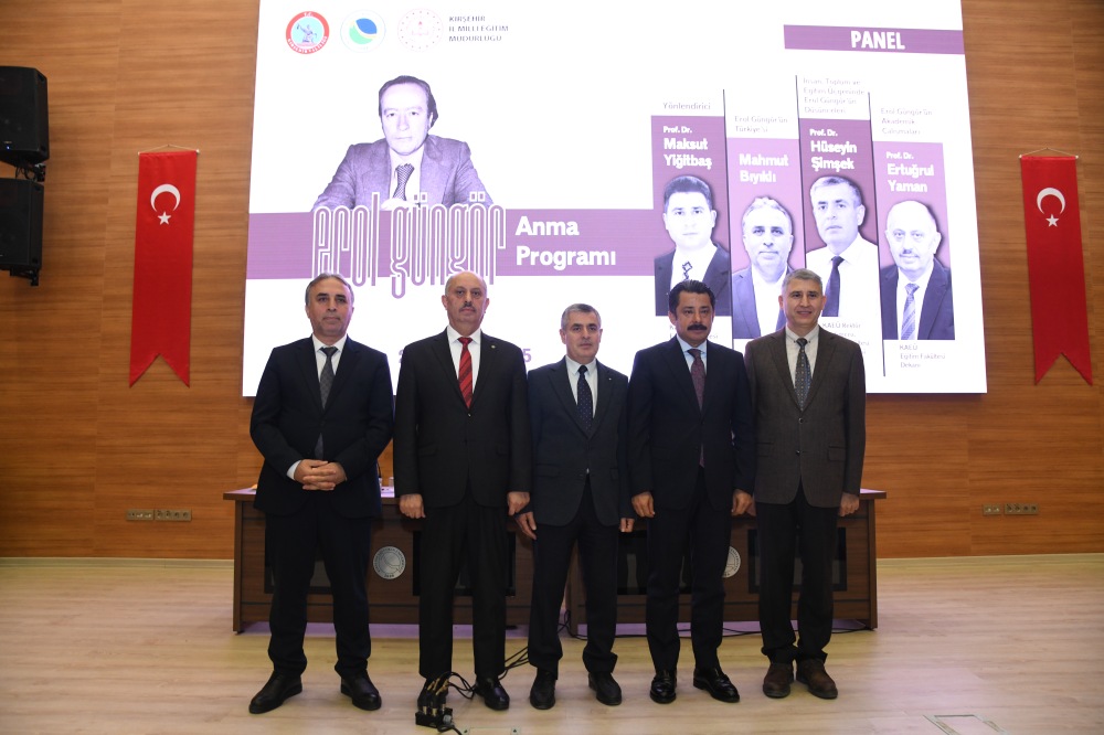 Kırşehir’de Prof. Dr. Erol Güngör’ün Izleri Yeniden Hatırlandı