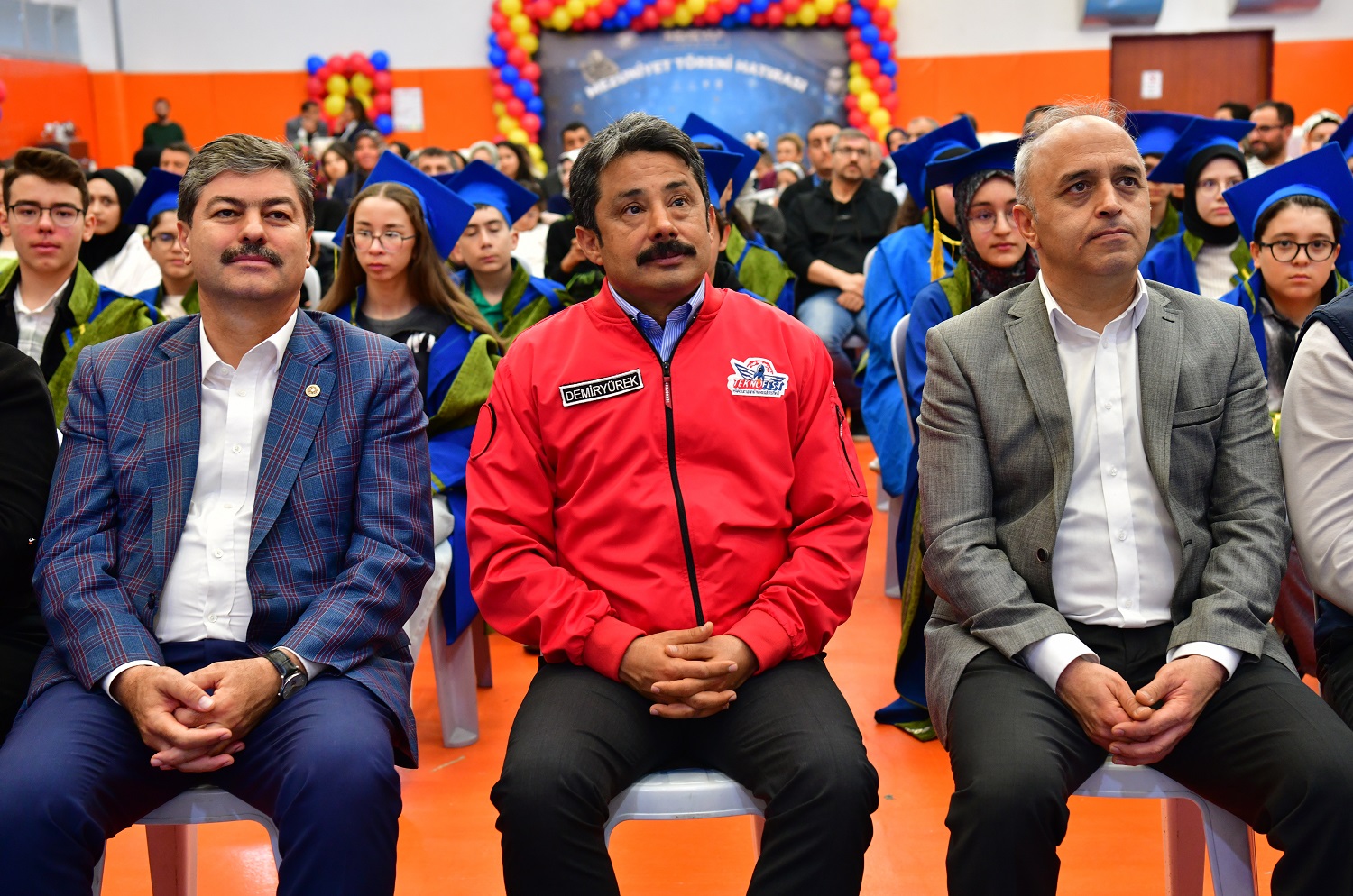 Kırşehir'den Geleceğin Teknoloji Yıldızları Yükseliyor! Gençler Mezuniyet Coşkusunu Yaşadı (8)