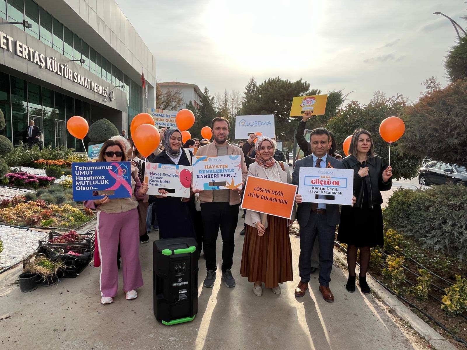 Lösemiye Umut Balonları Kırşehir Semalarında Uçtu (4)