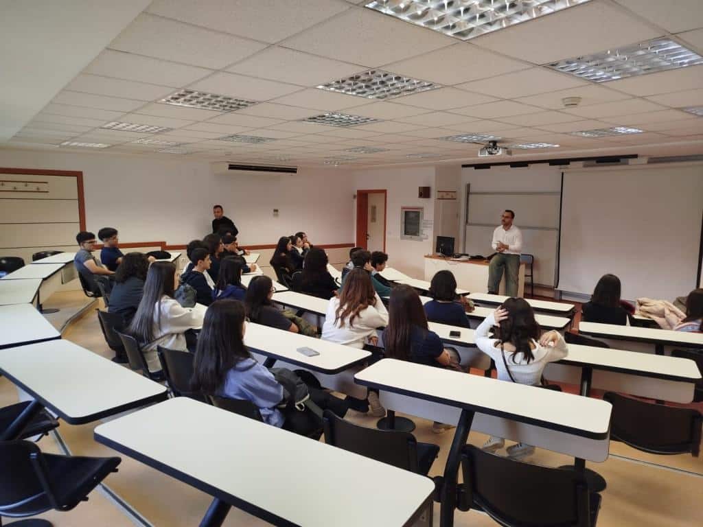 Öğrenciler Kırşehir’den Ankara’ya Uzanan Üniversite Yolculuğunda3