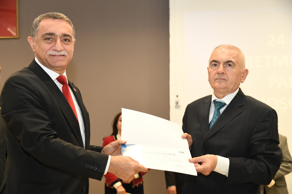 Öğretmenlik Mesleği Akademik Işıltıyla Anlatıldı (9)