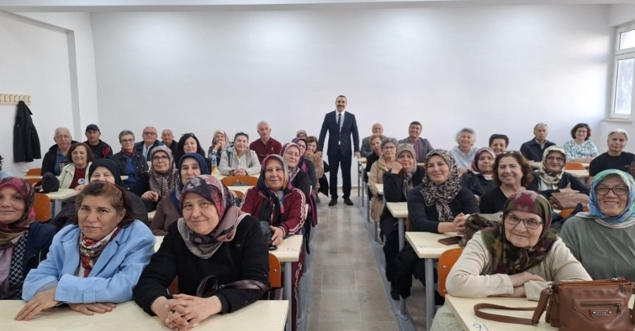 Tazelenme Üniversitesi’nde Tarım, Psikoloji Ve Ekonomi Buluştu (2)