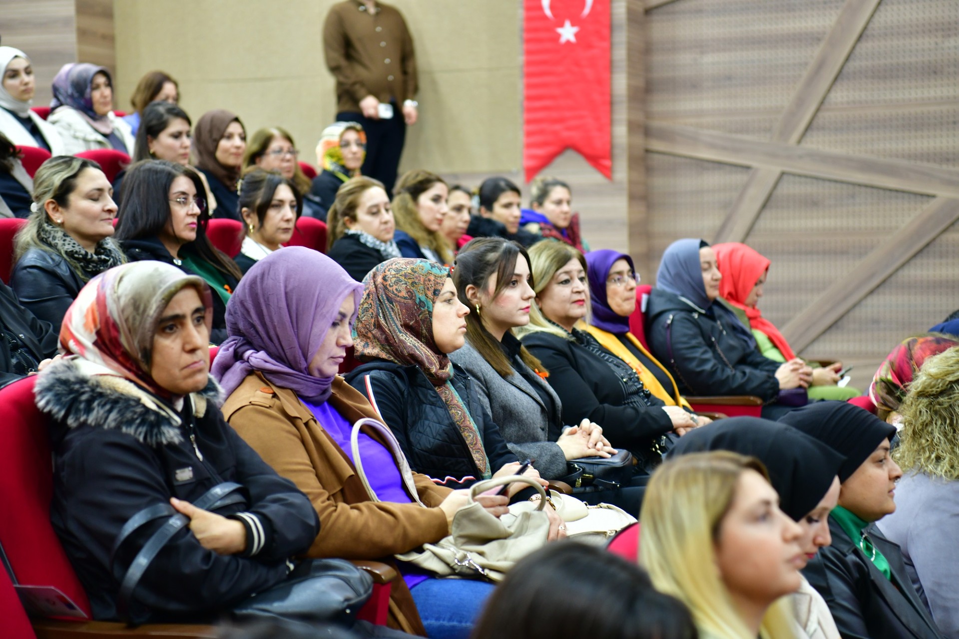 Thumbnail K V F 0325