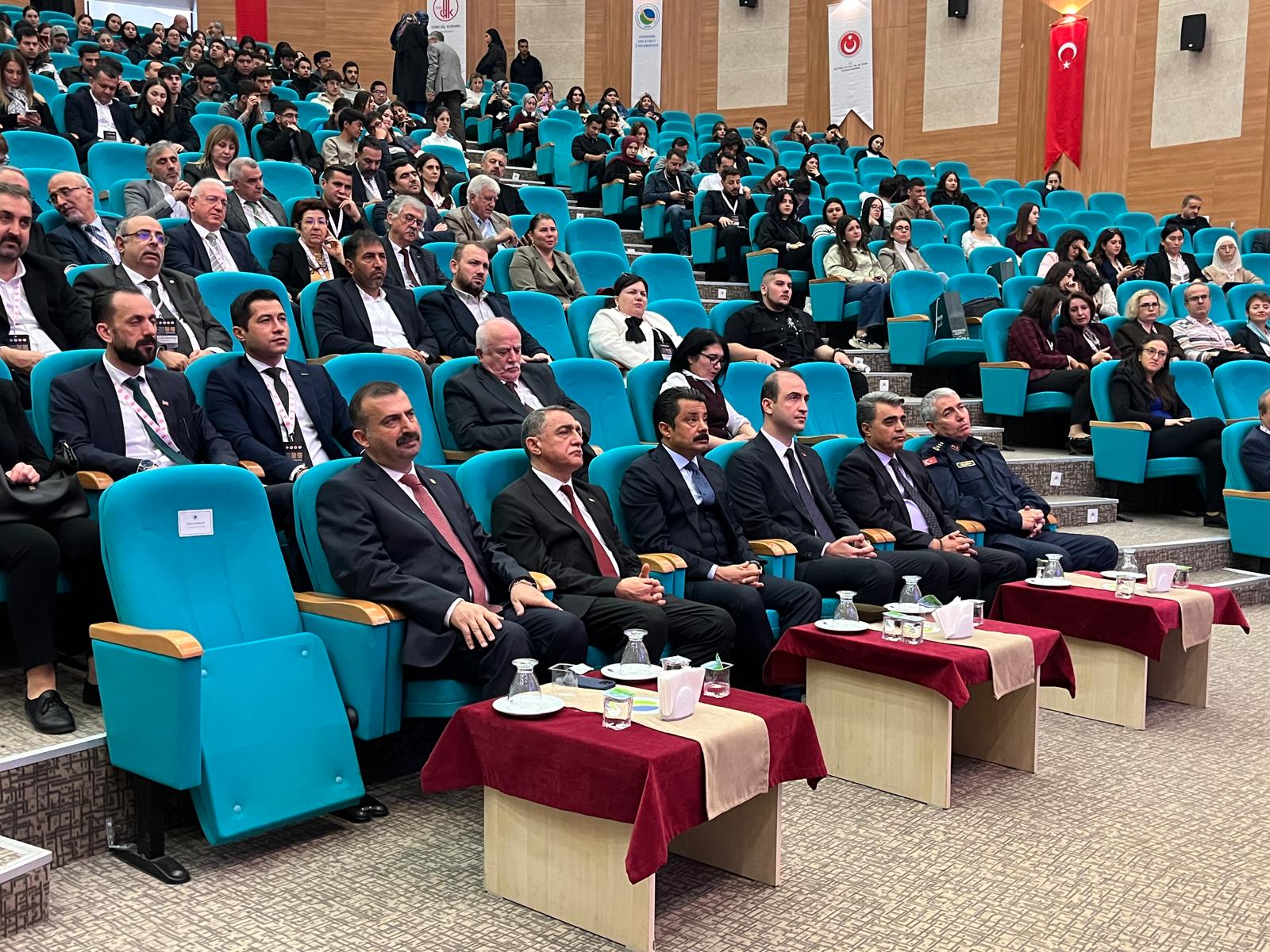 Uluslararası Anadolu'da Türk Yazı Dilinin Öncüleri Ve Aşık Paşa Sempozyumu Başladı (1)