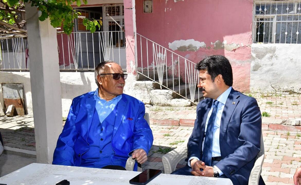 Unesco Yaşayan İnsan Hazinesi Adem Göçer, Yaşam Mücadelesini Kaybetti (2)