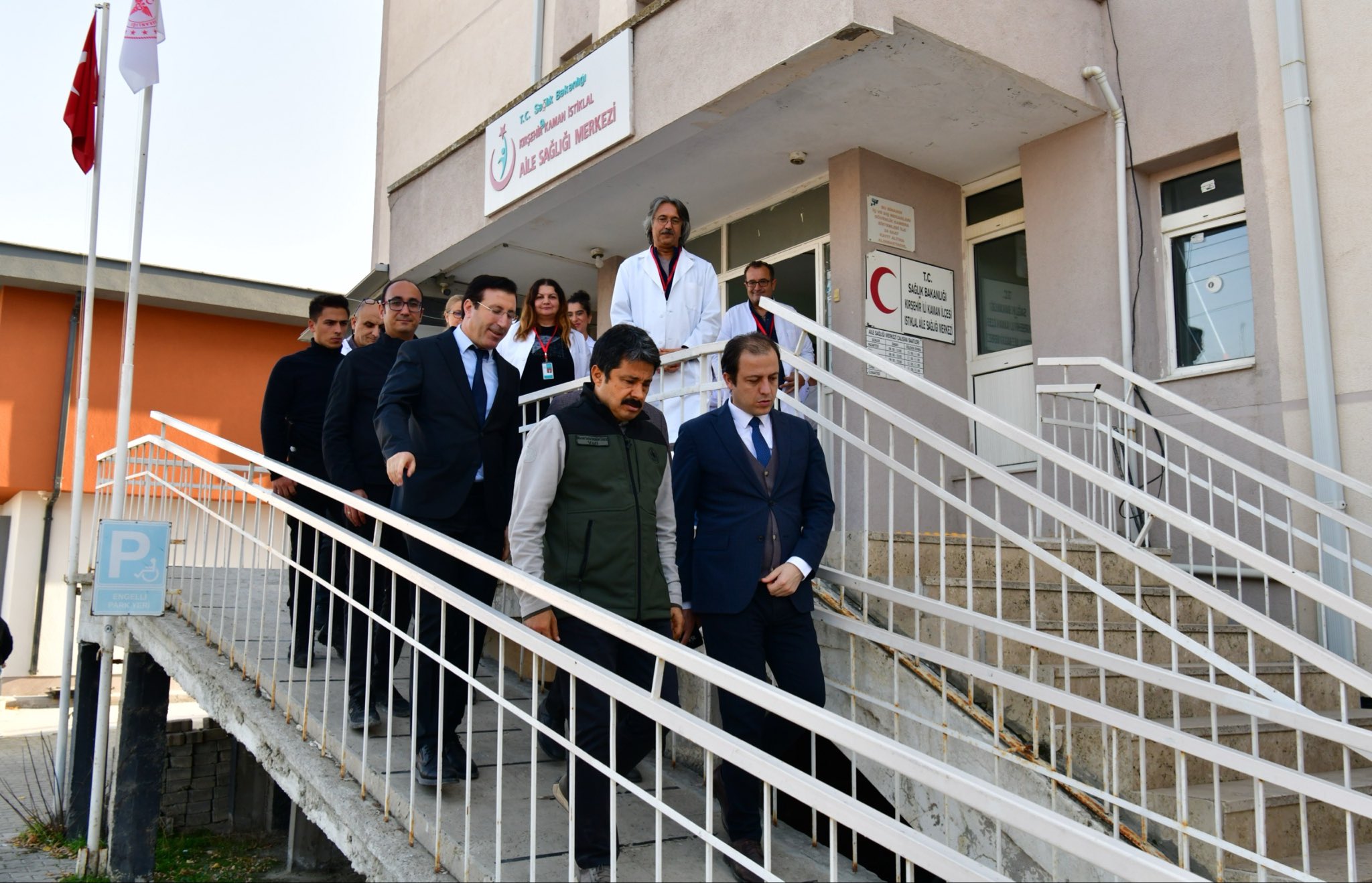 Vali Demiryürek, Sağlık Ve Kamu Yatırımları Yerinde Incelendi4