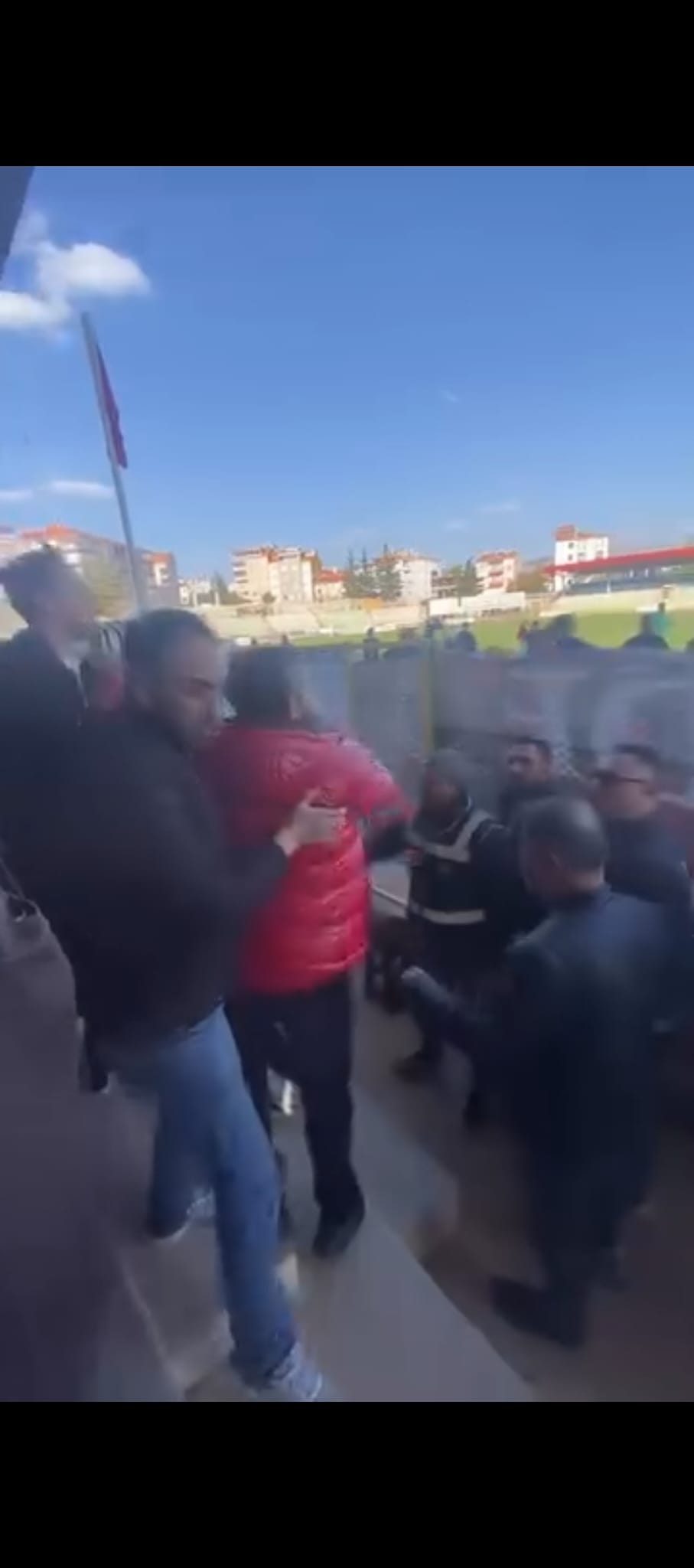 Whatsapp Image 2025 11 08 At 15.42.25 (1)