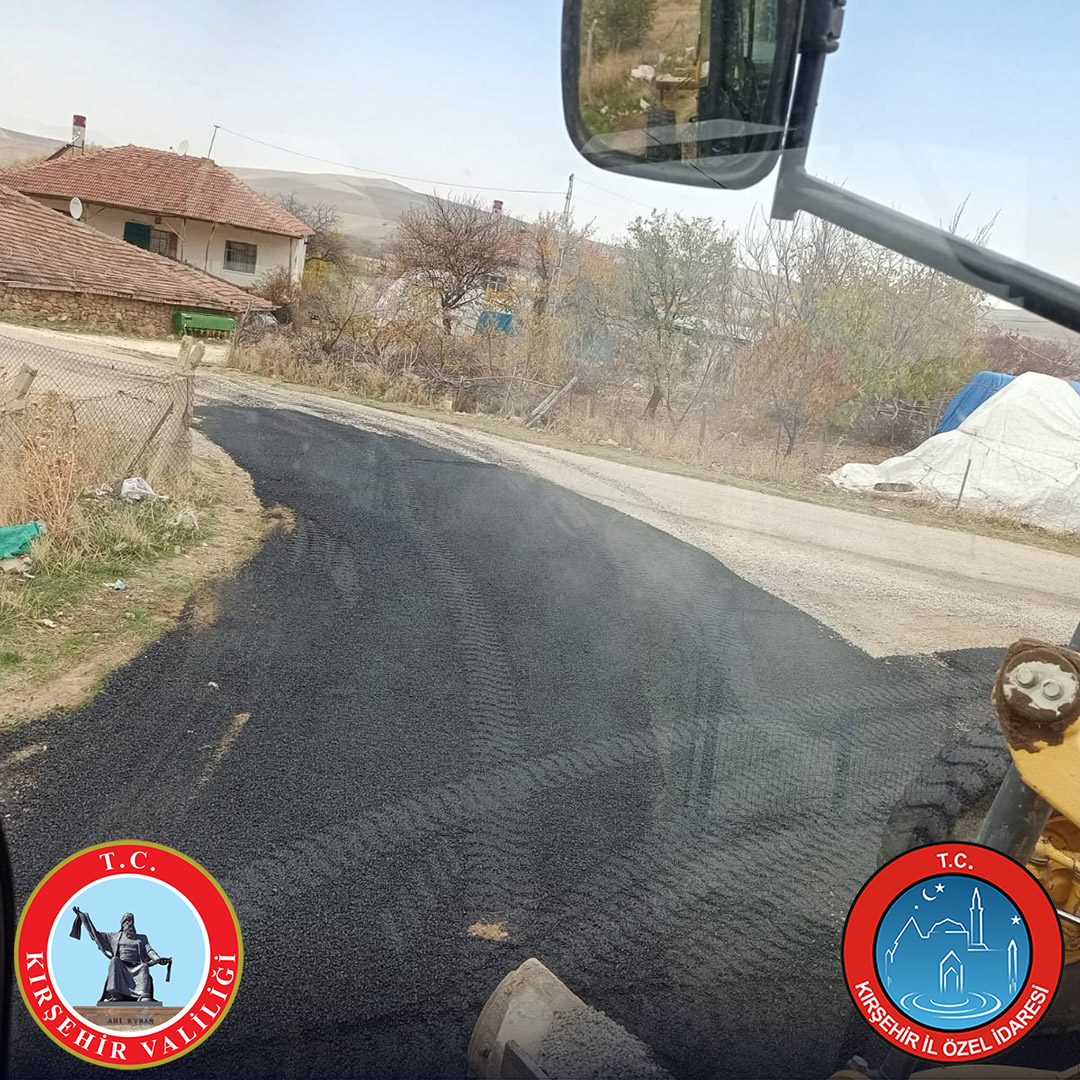 Yeniyapan Köyü’nde Yol Yama Çalışmaları Tamamlandı1
