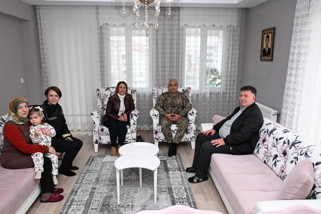 22 Aralık 2015’Te Şırnak’ta Şehit Olan Meslektaşımız Gökhan Ünaldı’nın Şehadet Yıl Dönümünde, Eş