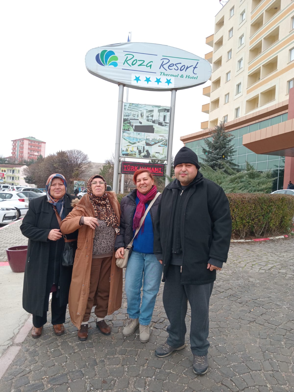 46F33C65 C3C1 448B A8E6 C9946Eadde44