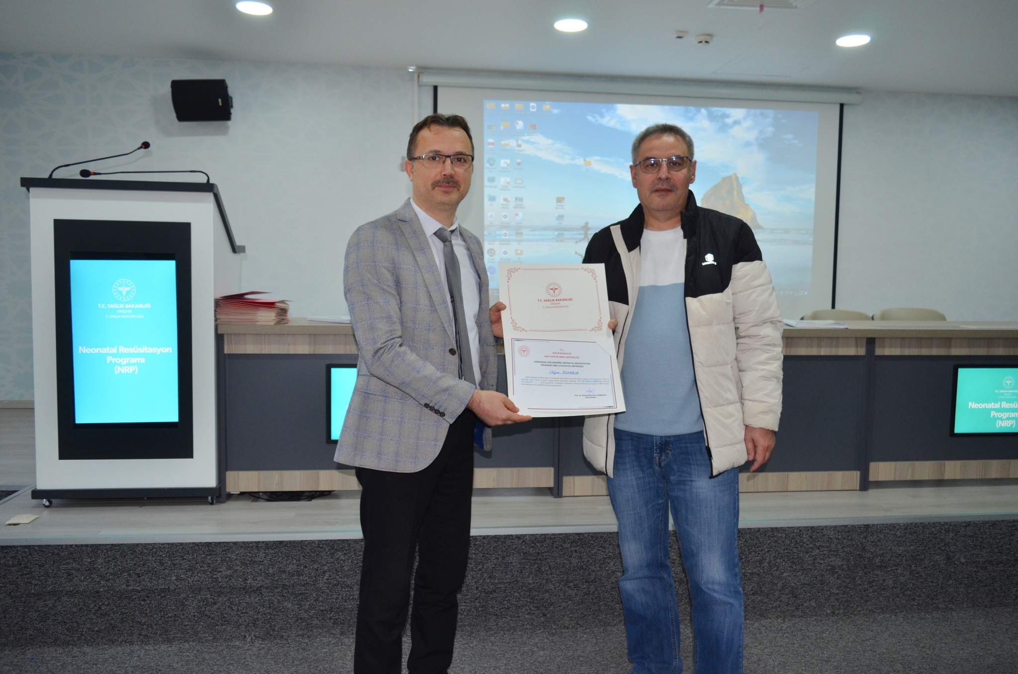 47 Sağlık Çalışanı Kırşehir’de Nrp Sertifikası Aldı 1