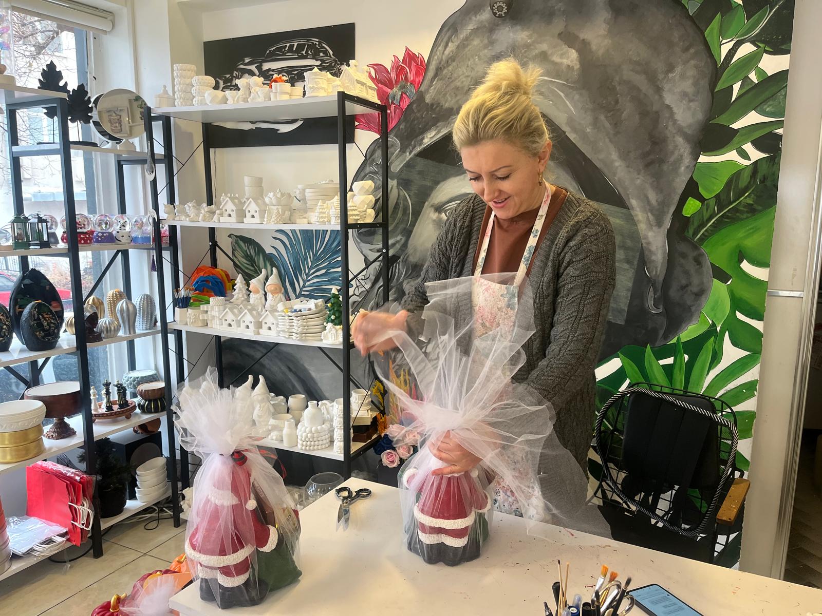 Kırşehir’de yılbaşı temalı el emeği ürünlere vatandaşlardan yoğun talep-8