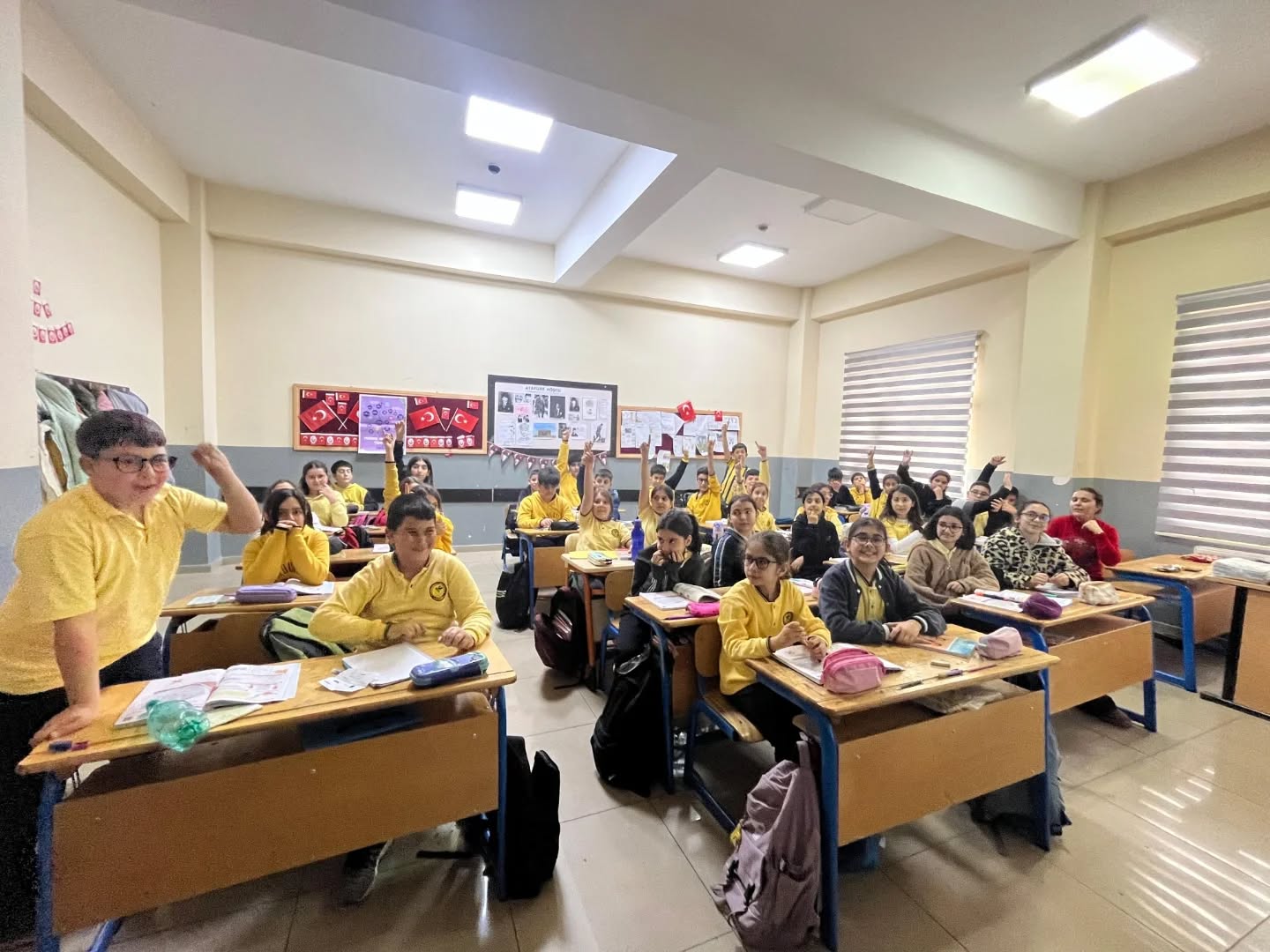 588354767 18301916026282389 1834493378086506085 N