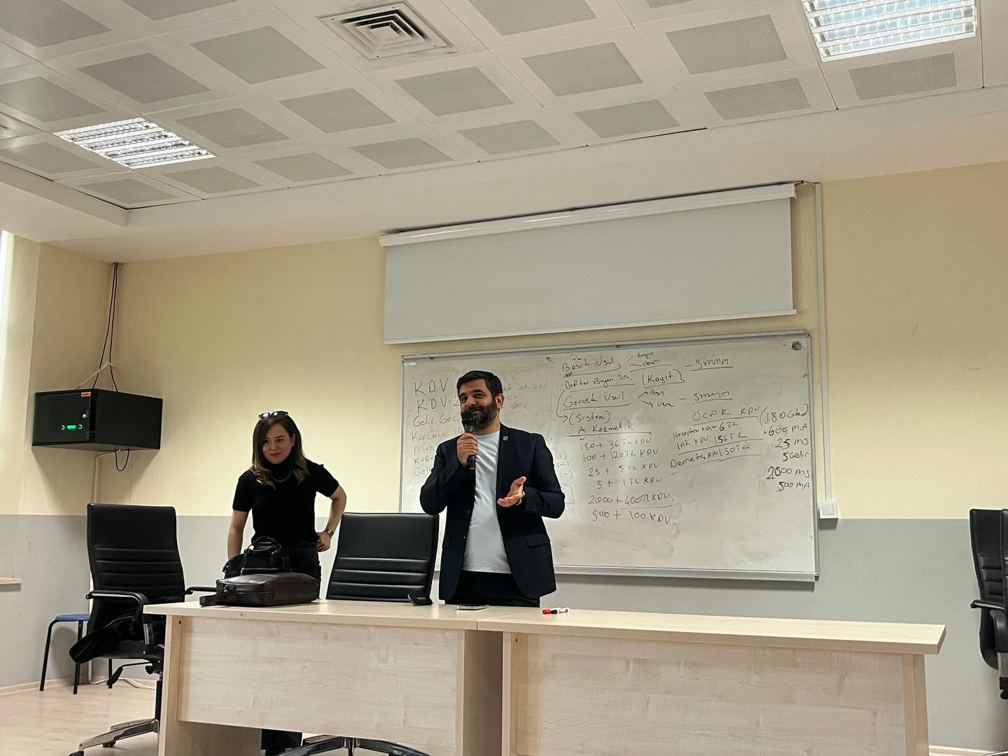 588471698 18297201505262180 3764357847147568238 N-1