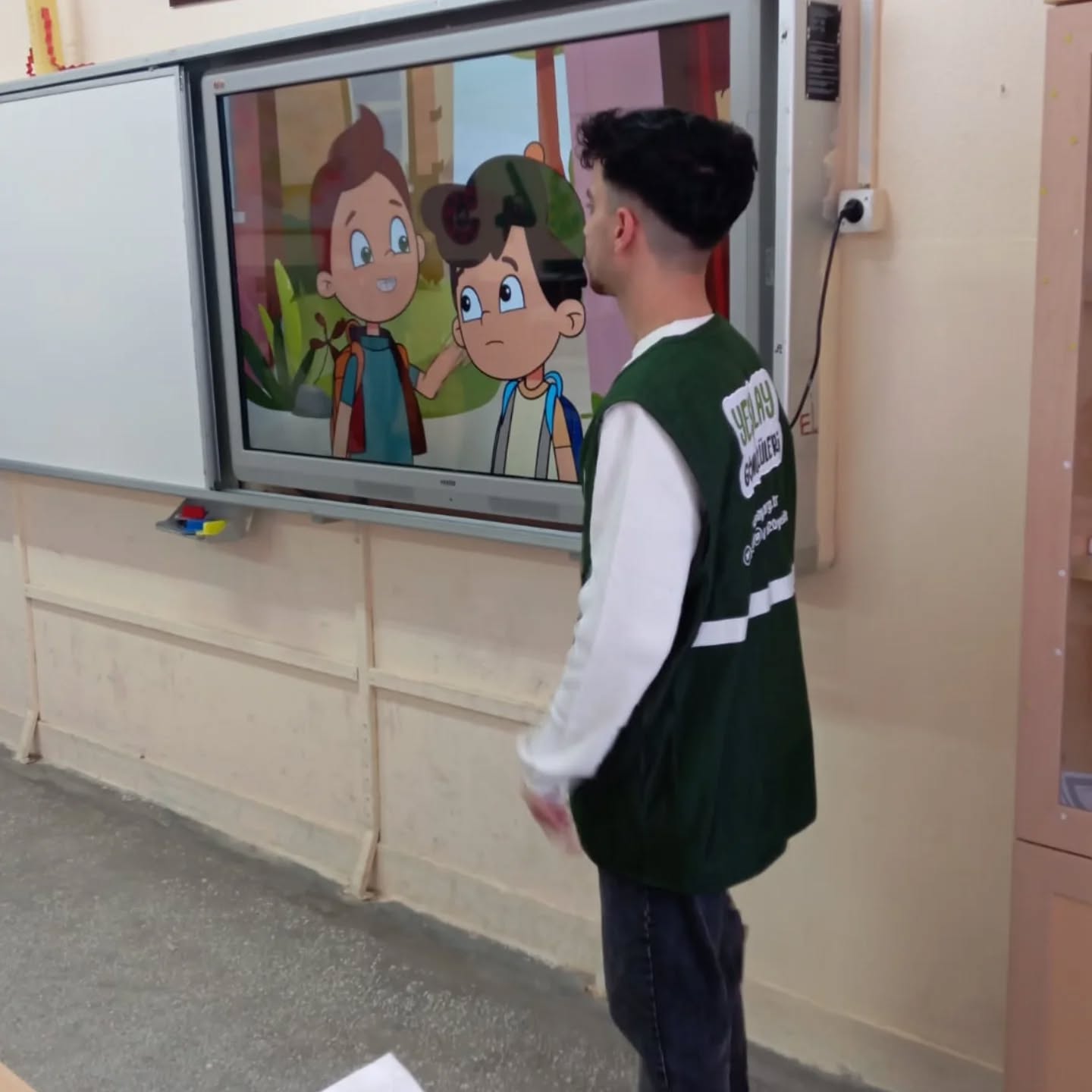 589107286 18302200105282389 2552817729453785261 N