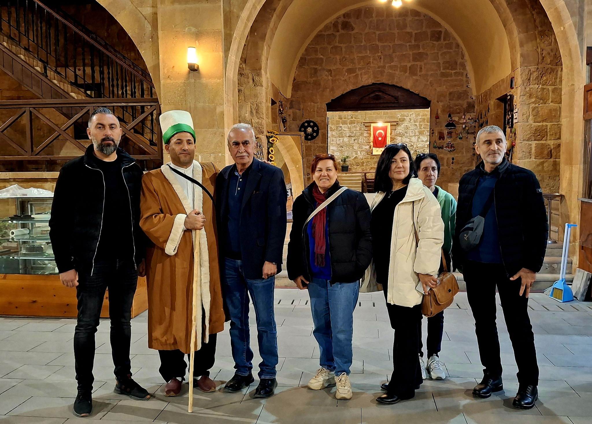 592344788 1381941373718775 3357815506094076993 N