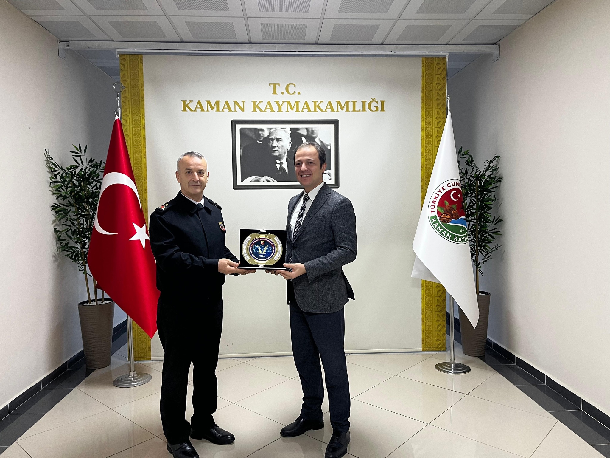 594967410 1173279761656010 1790556959018269012 N