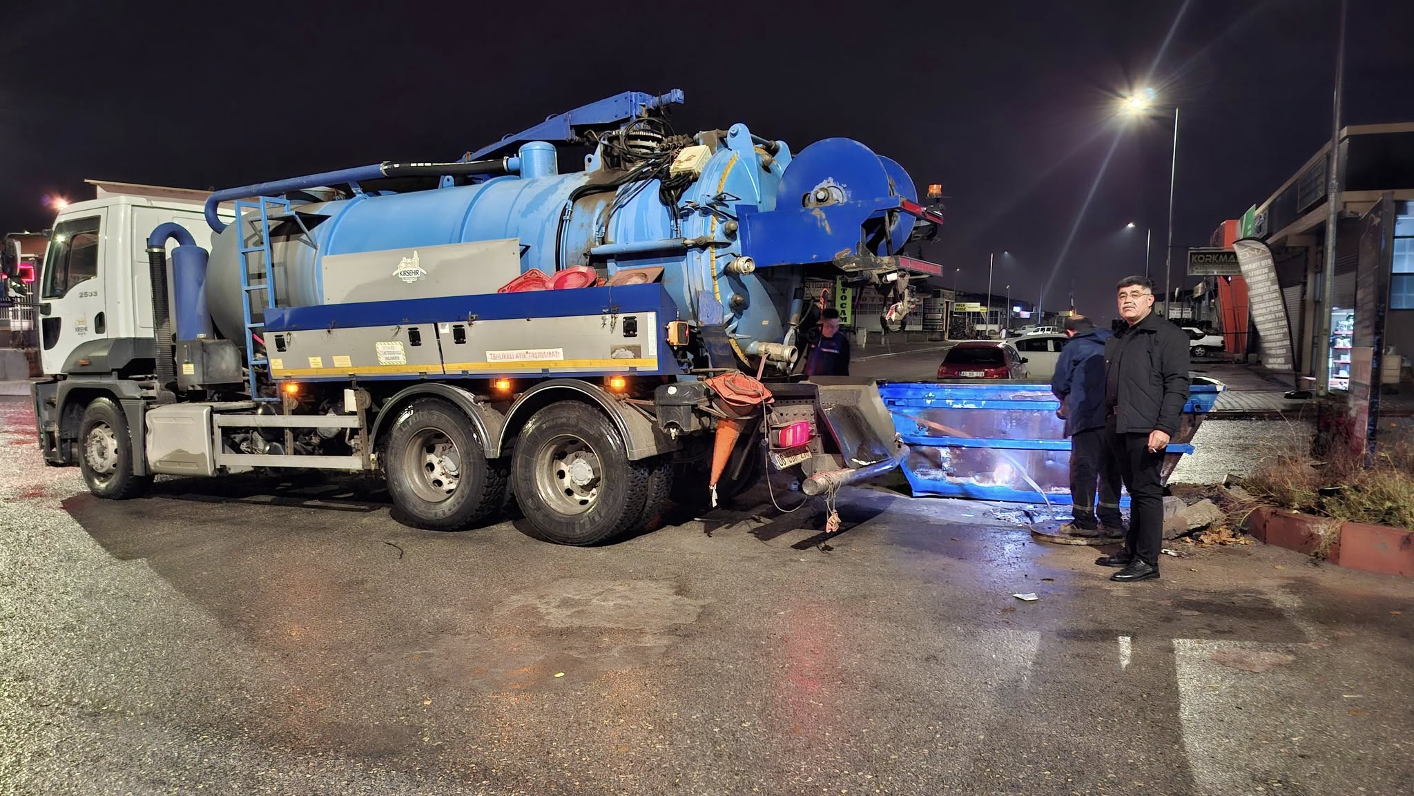 594967633 25681756974776265 7313441612672331530 N