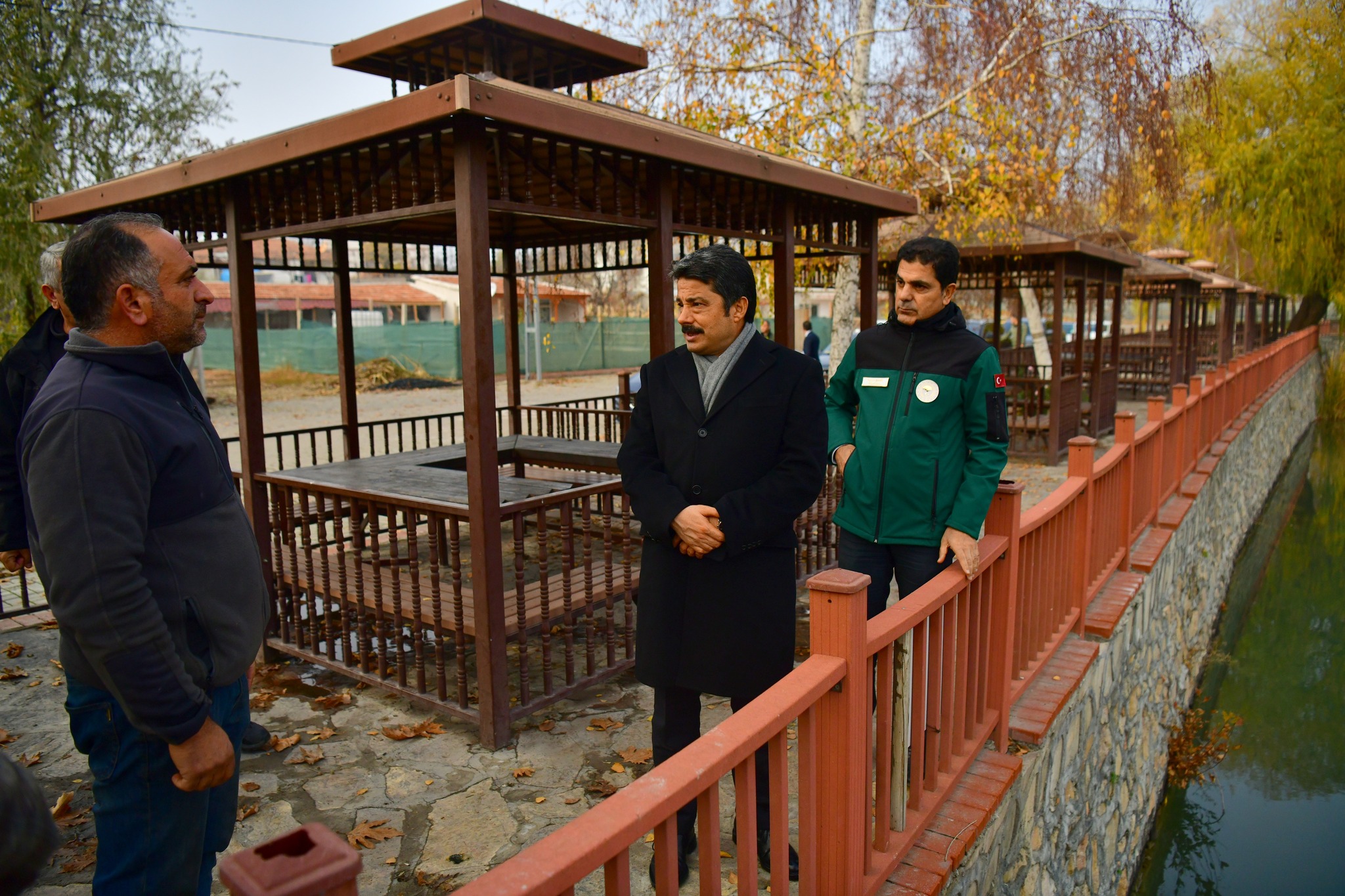 594994015 1174104181574199 8675621246870264460 N-1