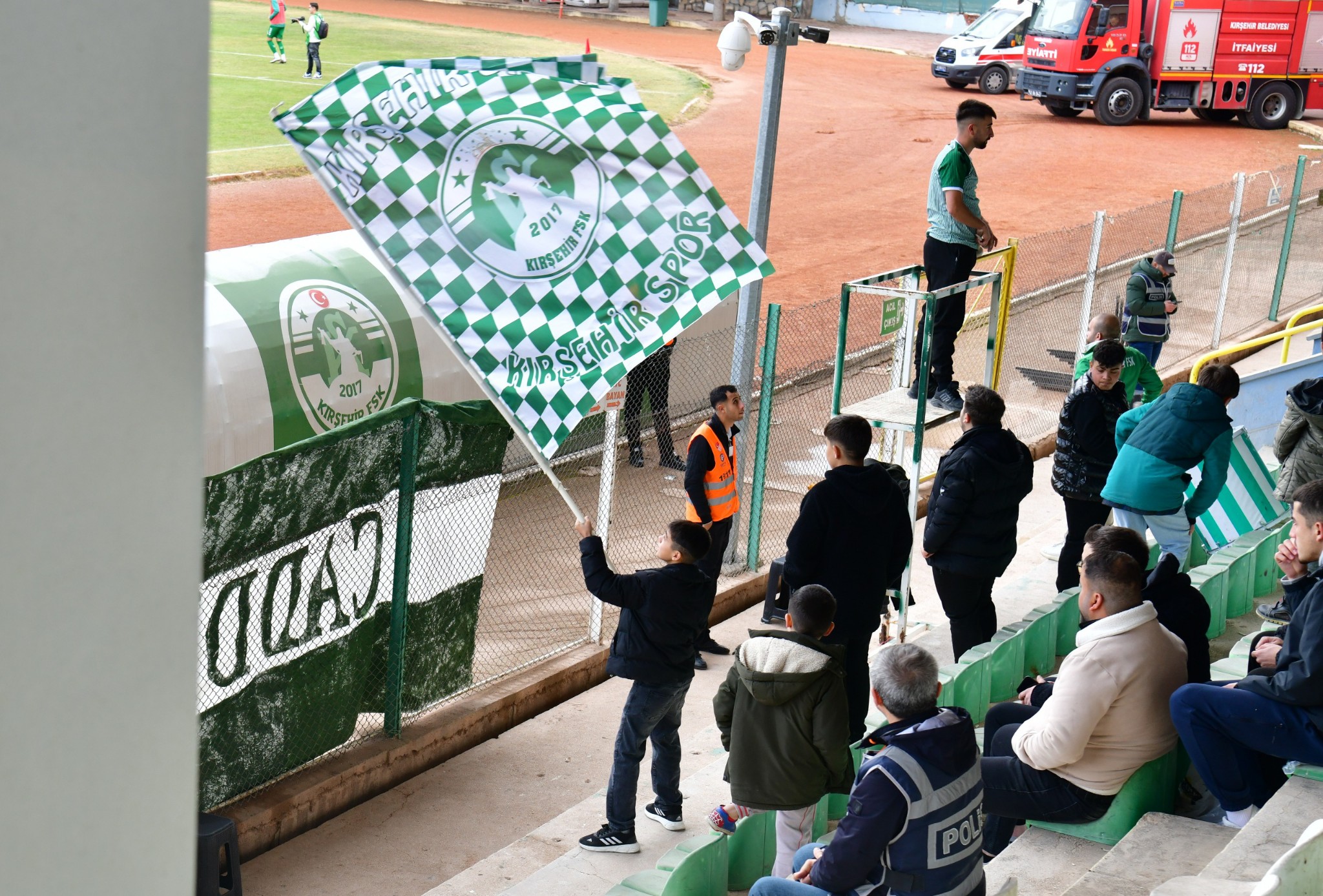 595163212 1176263178024966 8616266476964252496 N