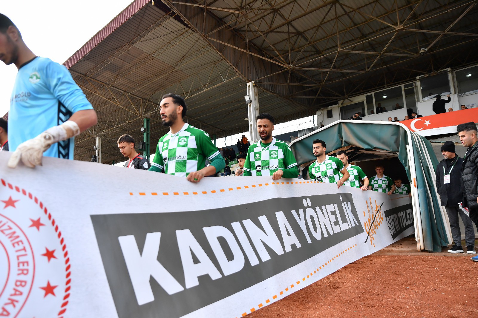 595262699 1176263251358292 7563086740970096645 N