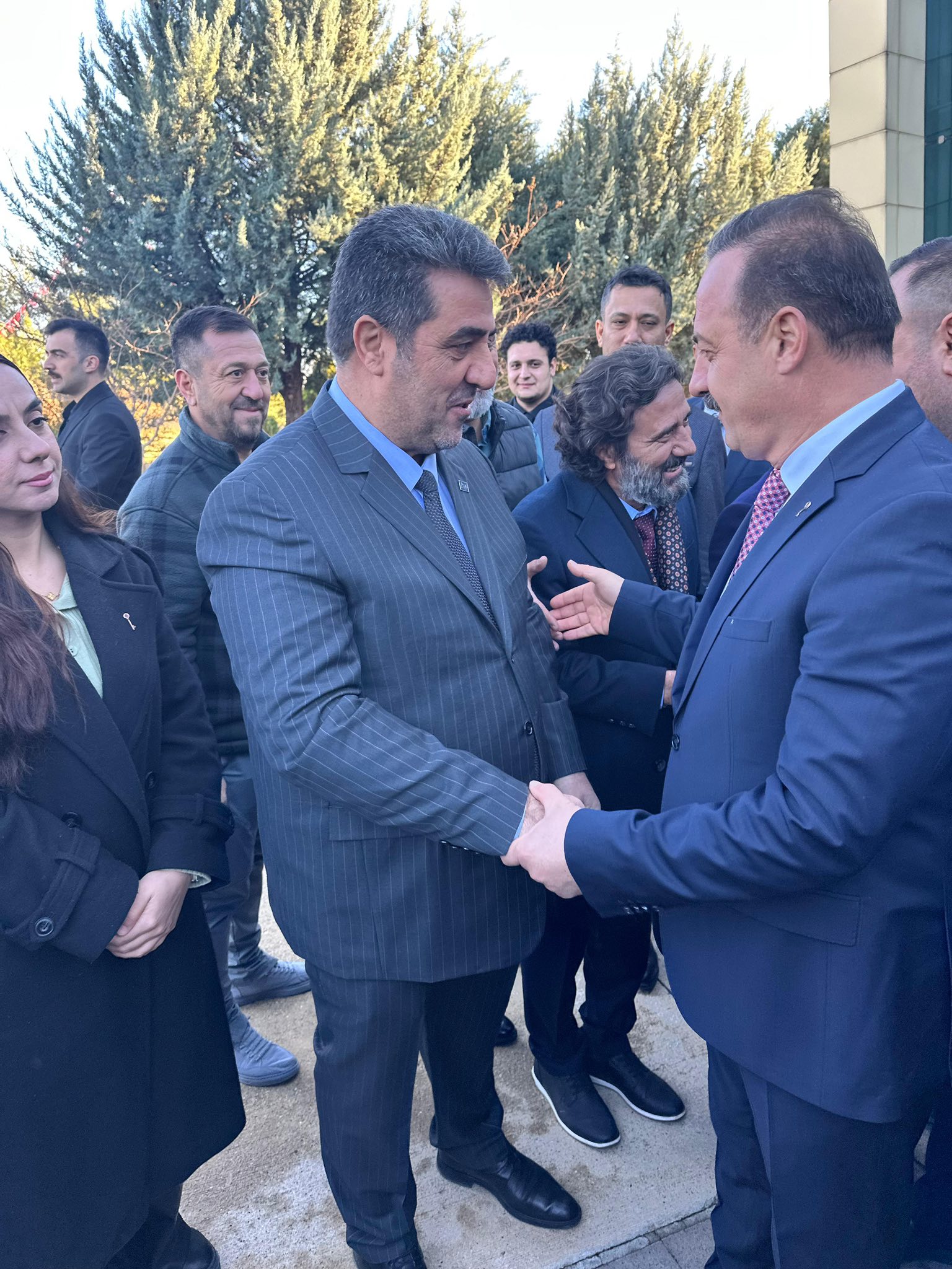 597443112 4047562125463166 6859756558271436617 N