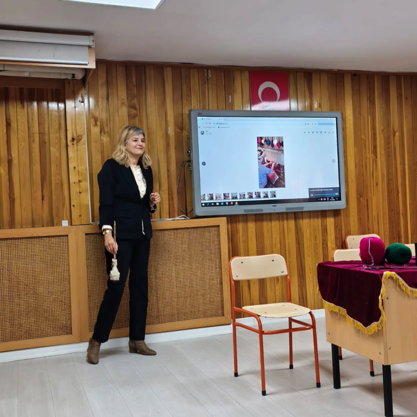 598707000 18493558945073898 6071617476205715547 N