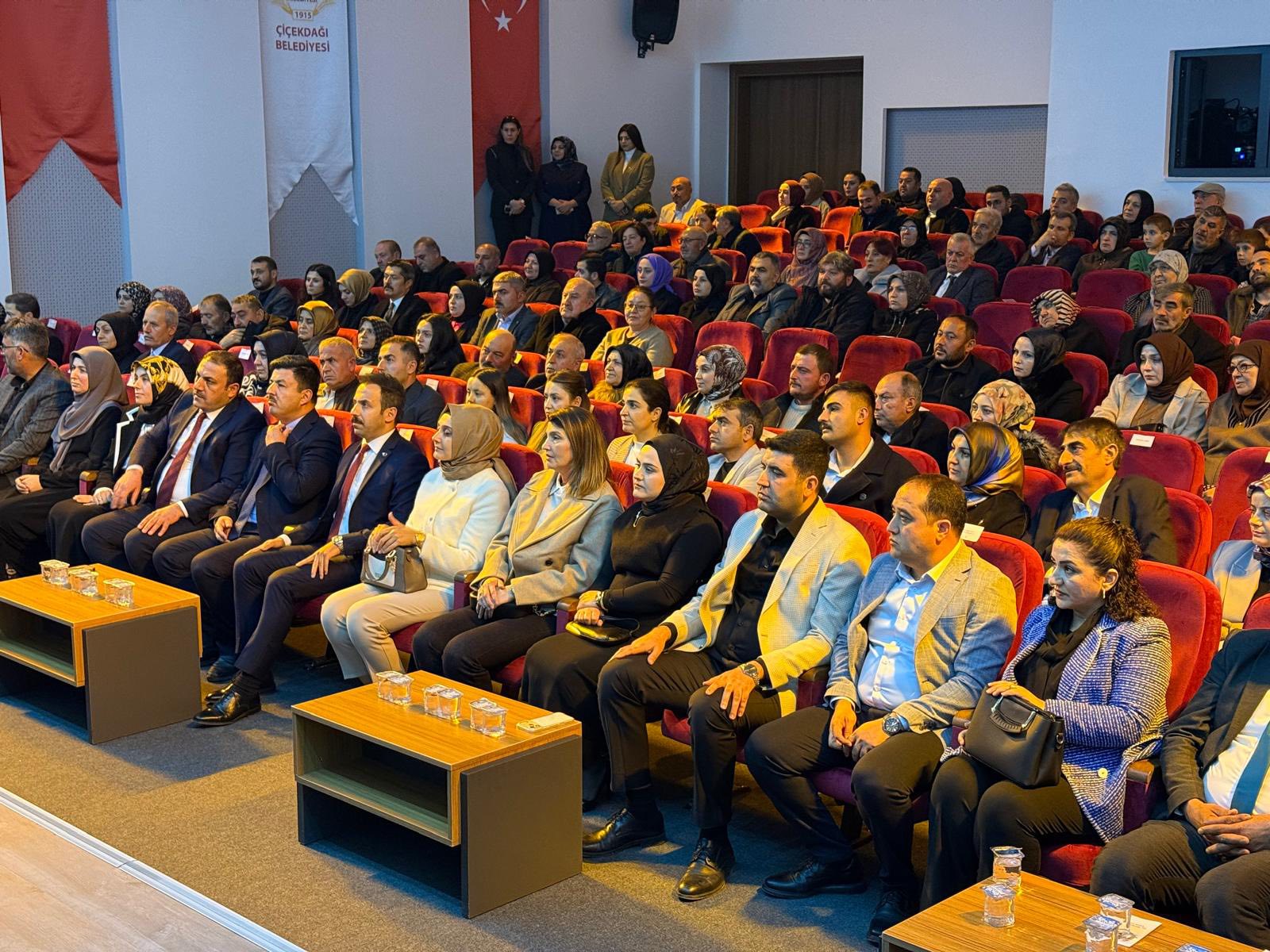 598797235 1170344705287017 5860573606785741632 N