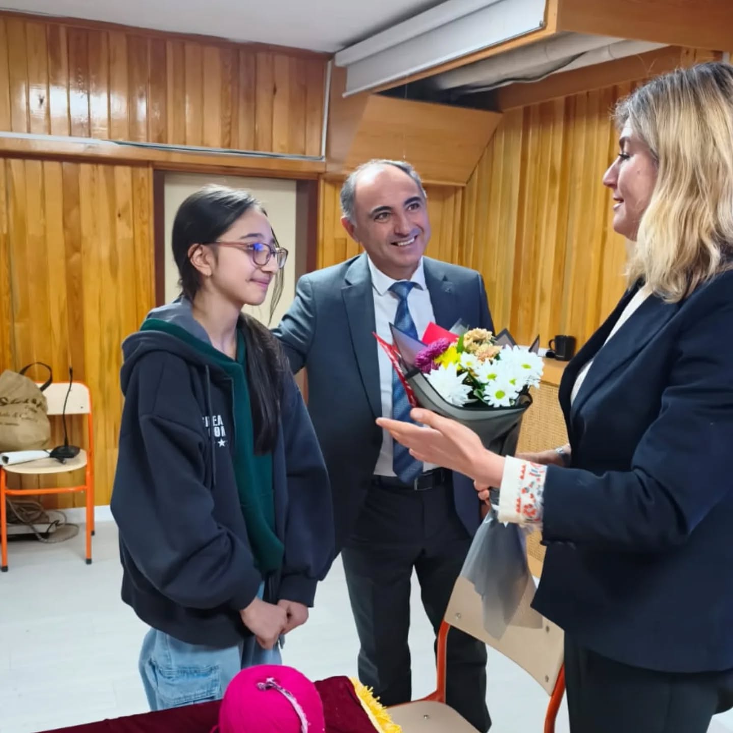 598977941 18493558897073898 3359576150373150890 N