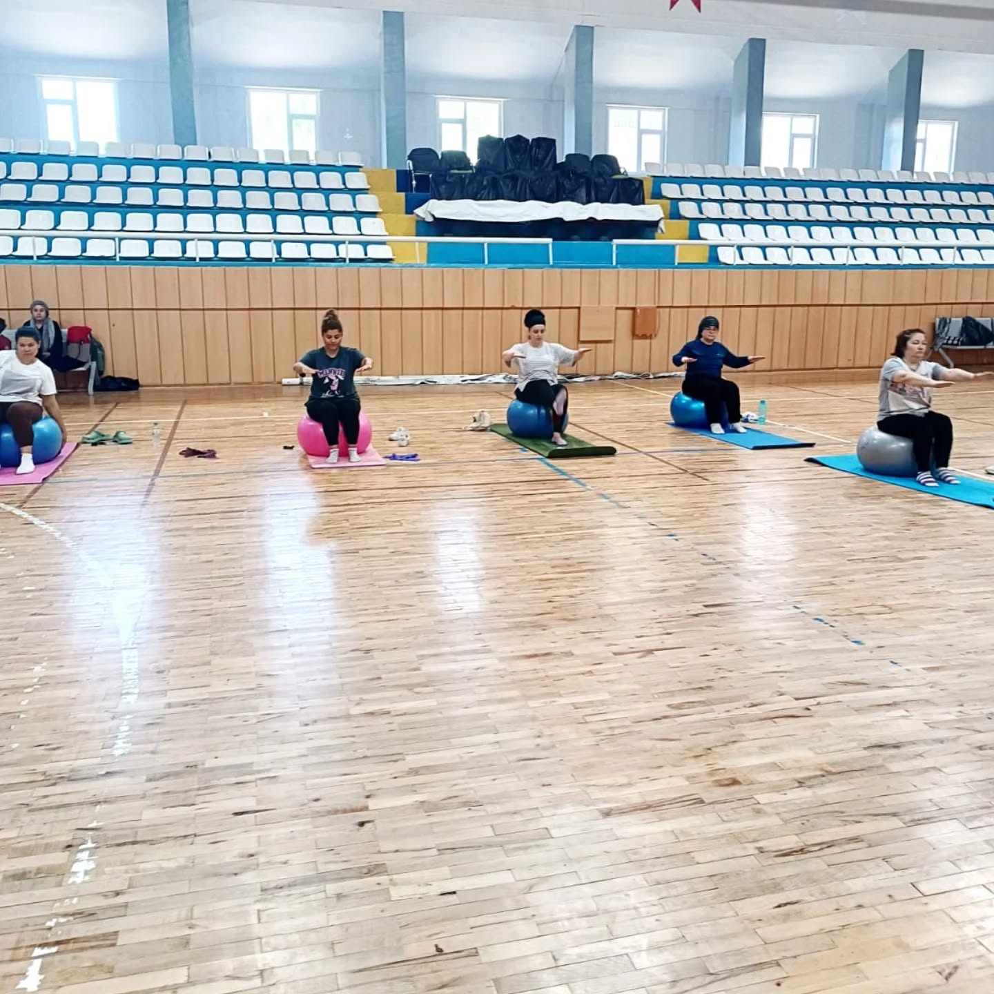 599566244 18338975509231791 2338387657698331679 N