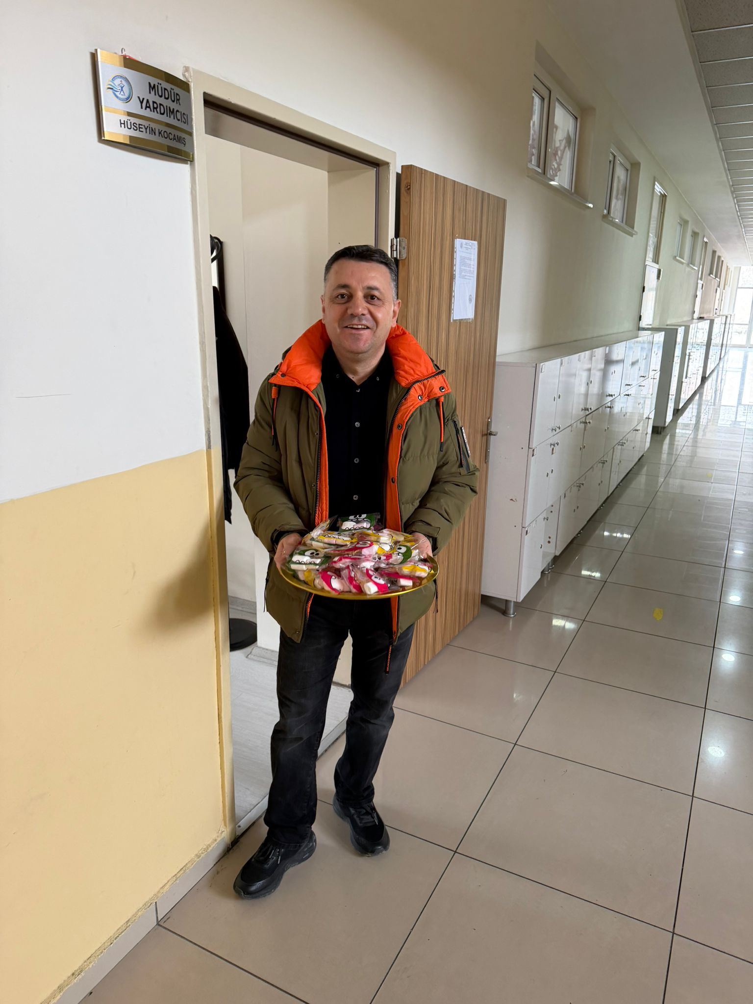 5Eb881B6 8942 4Aed 80B4 14171A44A4F1