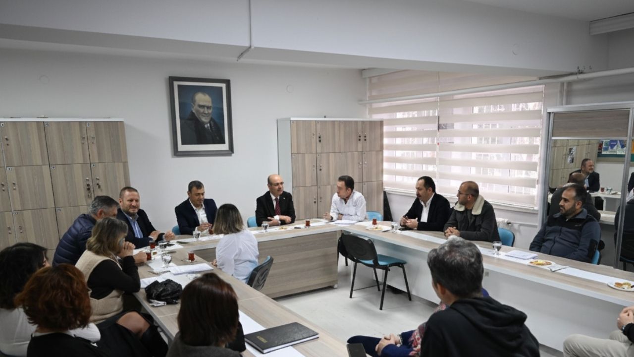 Başkan Öğrenciler Ile Bir Araya Geldi 1 (2)