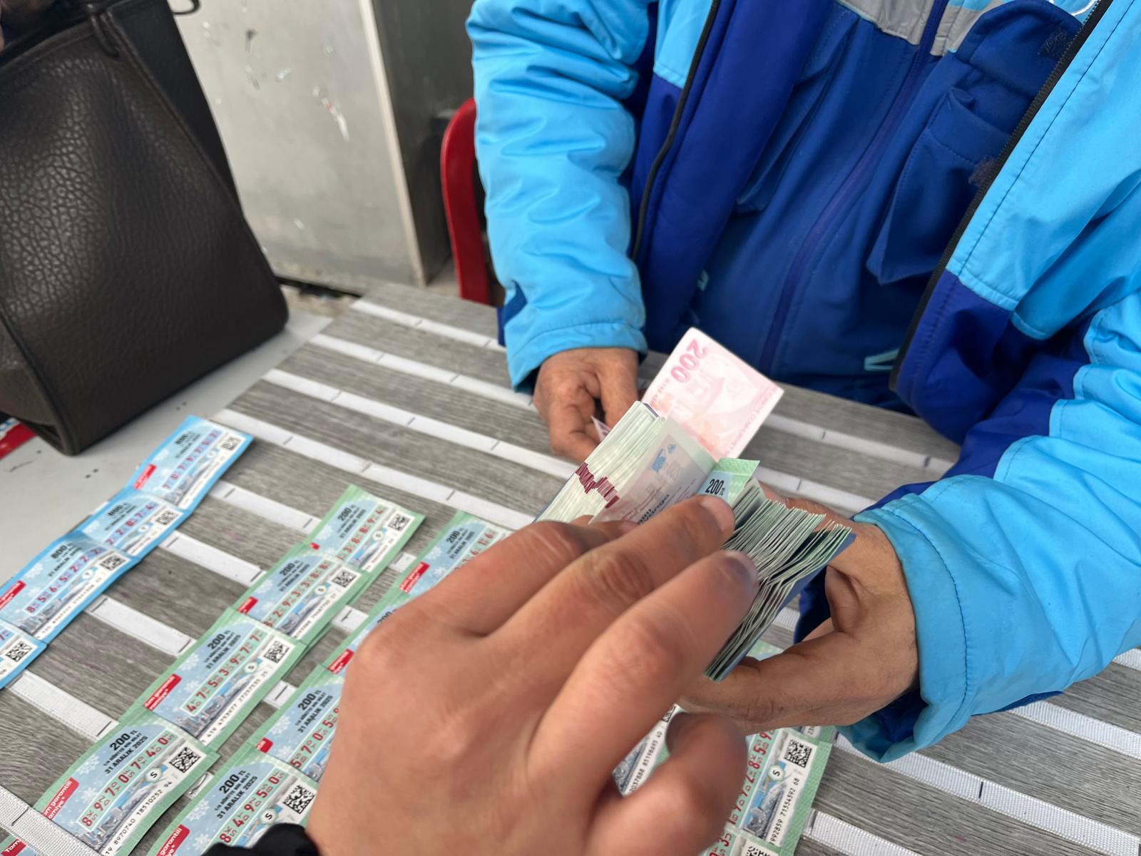 C3E8476E Ea3C 4752 A79A 5178Caae6E5F