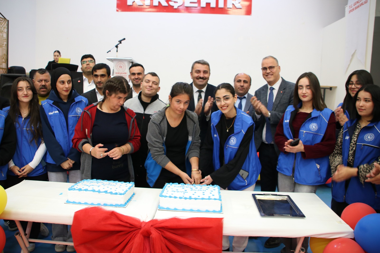 Cacabey Gençlik Merkezi’nde Özel Gençlerle Renkli Buluşma10