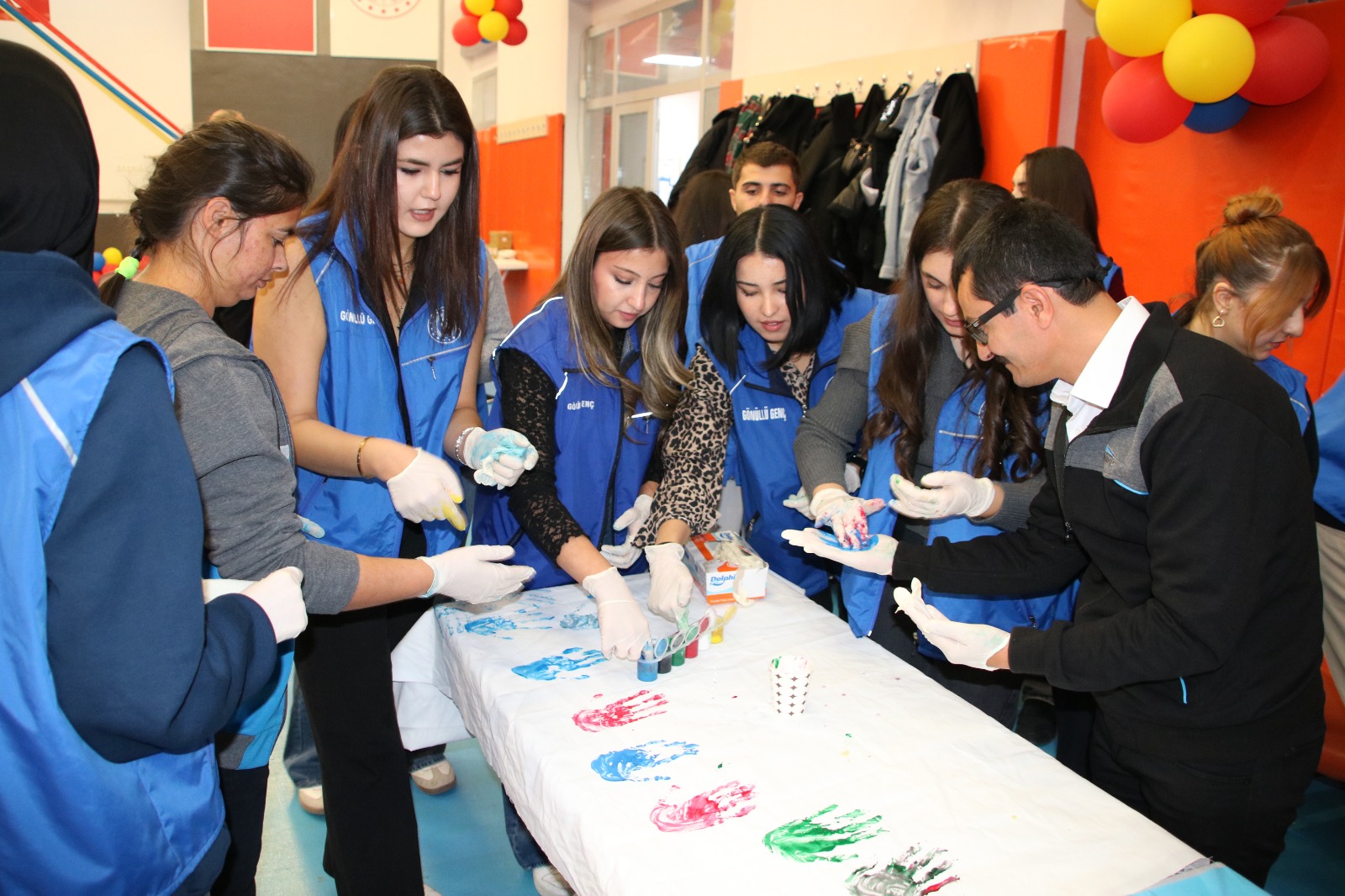 Cacabey Gençlik Merkezi’nde Özel Gençlerle Renkli Buluşma9