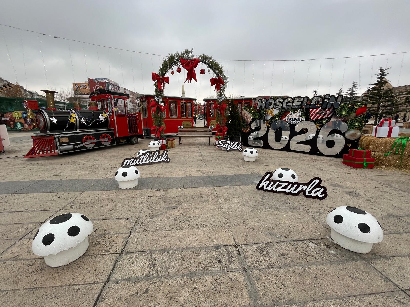 Cacabey Meydanı 2026’Ya Işıklarla “Merhaba” Diyor (5)