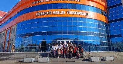 Çiçekdağı’nda Canlılara Dokunan Eğitim Modeli (4)