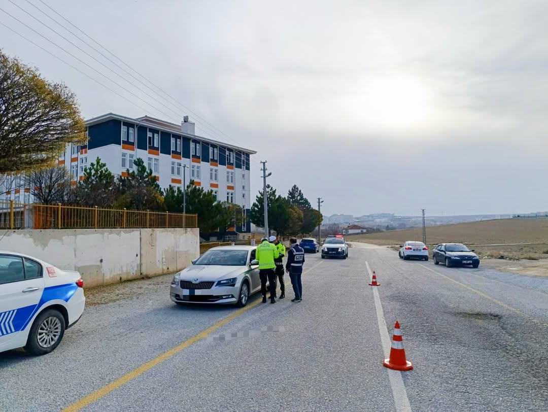 Çocuk Şube Müdürlüğümüz Koordinesinde, 01 03 05 Aralık 2025 Tarihlerinde Il Genelinde 66 Ekip Ve (1)