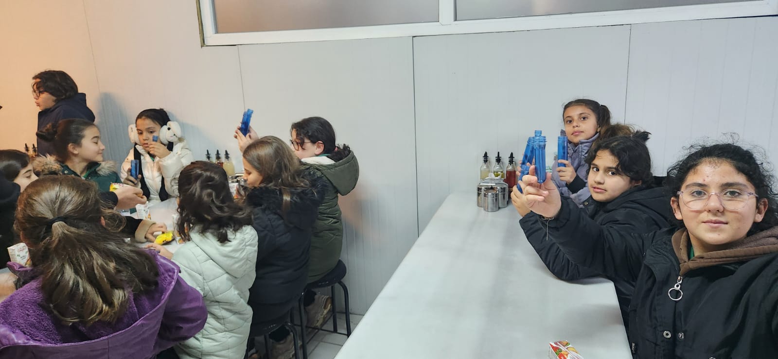 D1A9082C 1221 4004 B39A 7272Db8B3F95