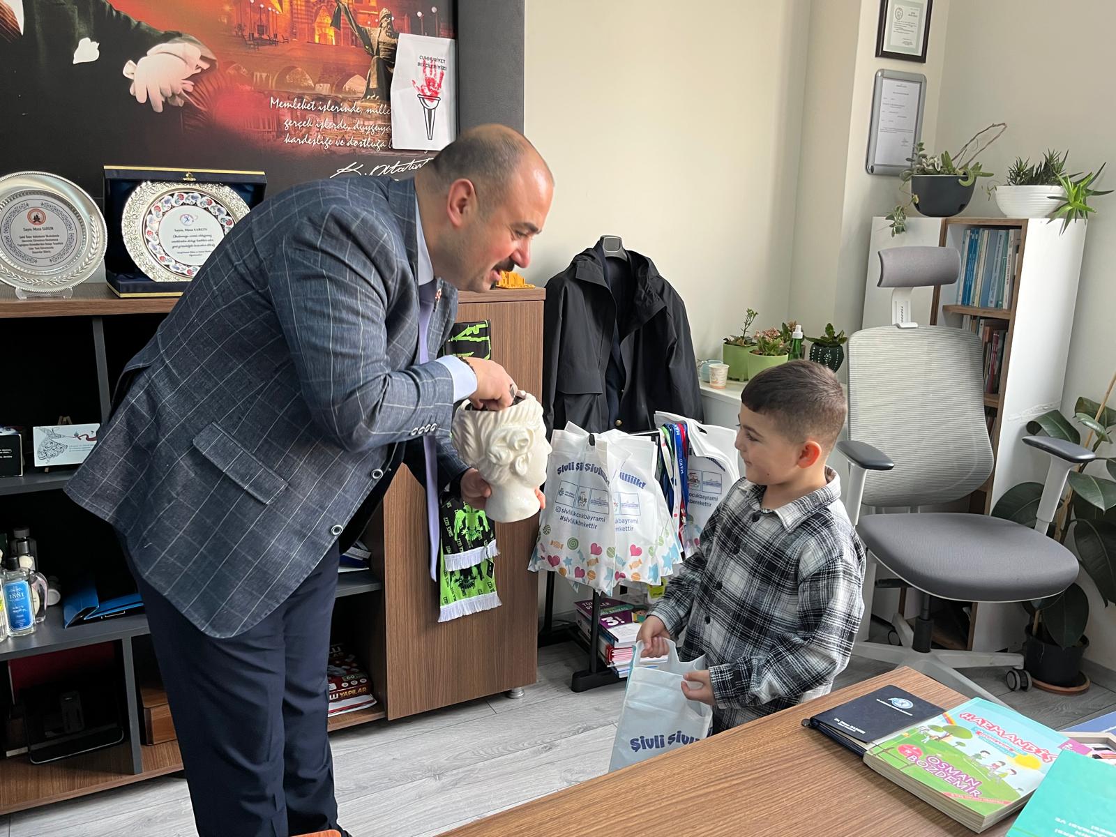 E07139B6 A1A0 4D79 B565 9Efb0256A420