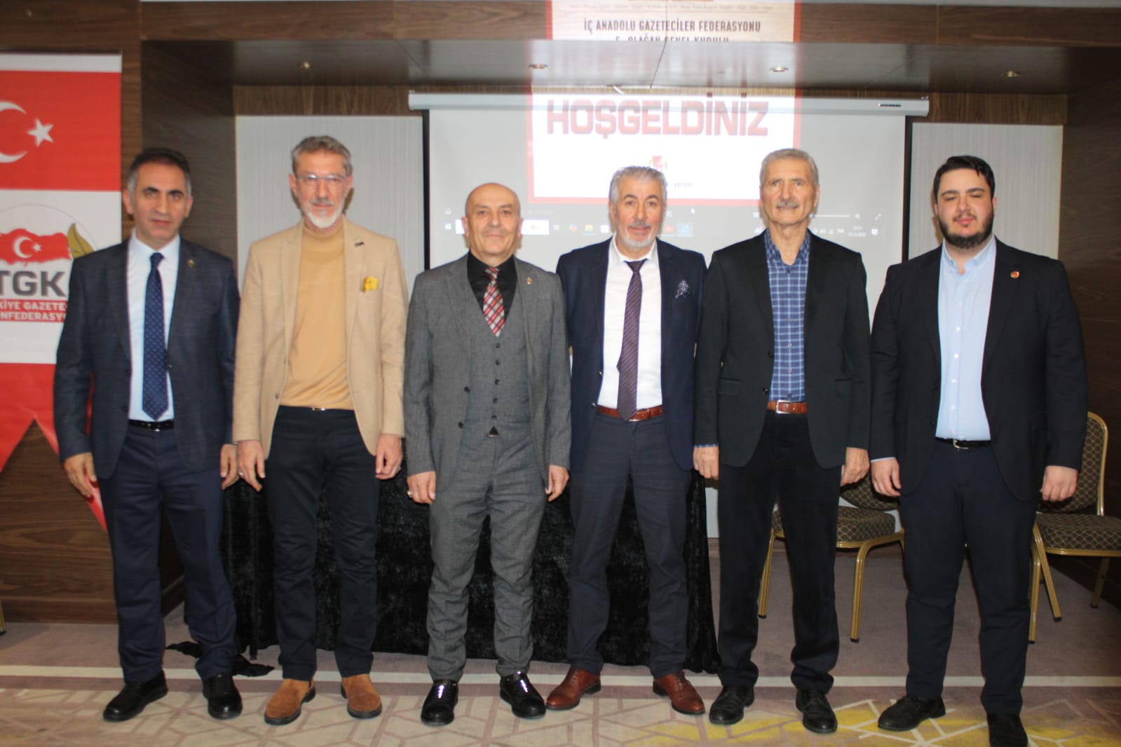 E106603B 9577 472A 8Ae7 B72Fba15A483