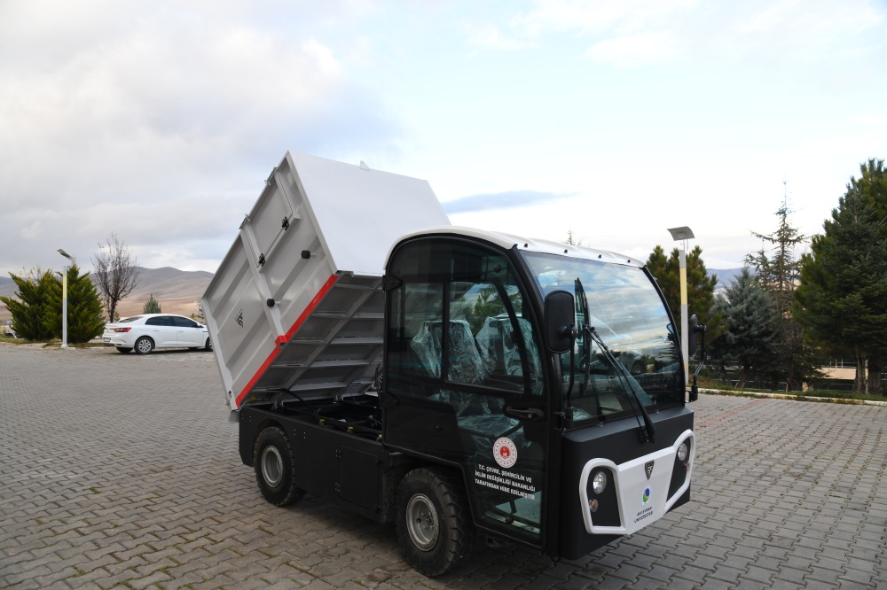 Elektrikli Geri Dönüşebilir Atık Aracıyla Sürdürülebilirlik Adımı-1