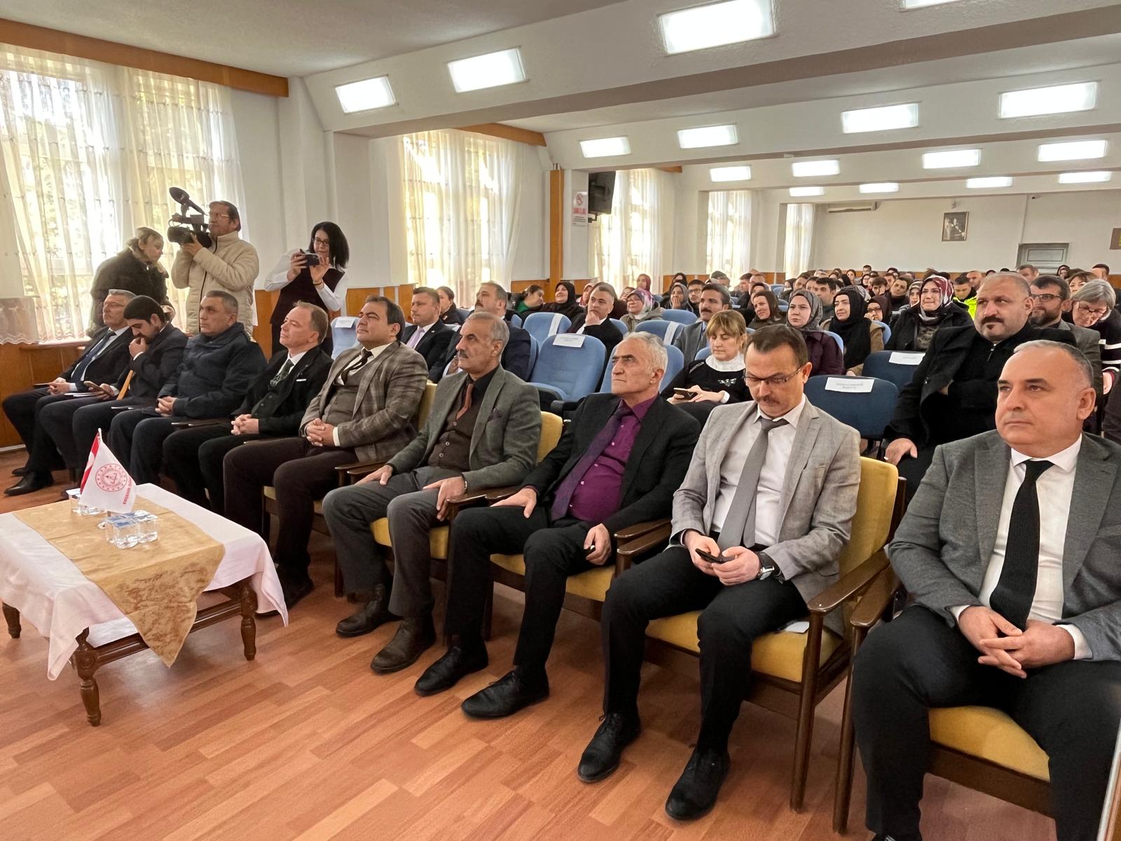 Engelsiz Yaşam Çalıştayı’nın Açılışı Gerçekleştirildi (7)