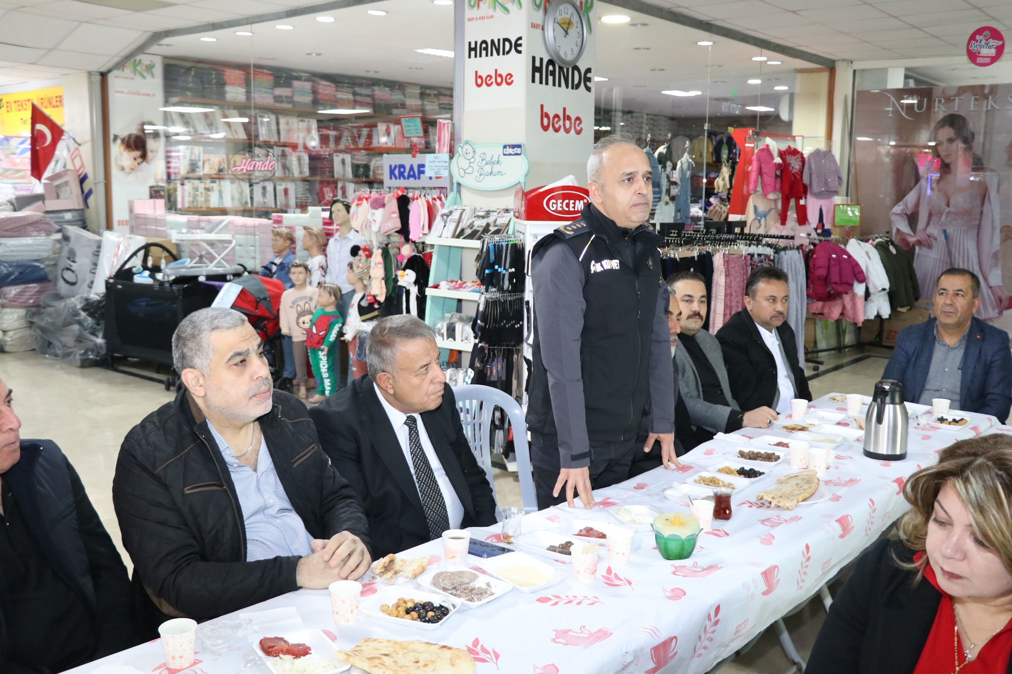 Esnaf Ve Emniyet El Ele Güven Için Buluştu (9)