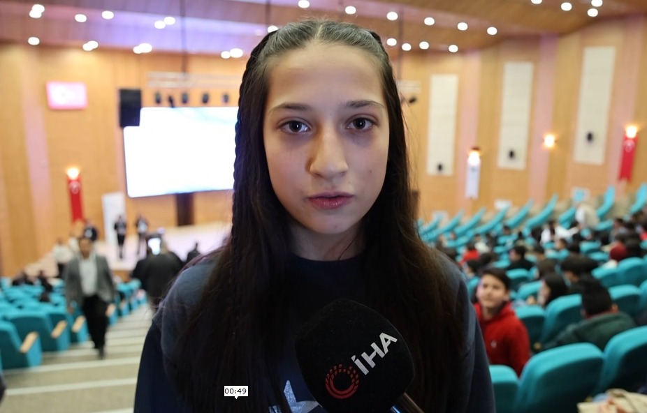 Fdeb97E5 E542 4E6D Aba0 954382937805